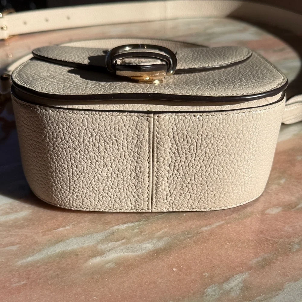 Coach EUC Off-White Leather shoulder & Crossbody Bag - Picture 3 of 16